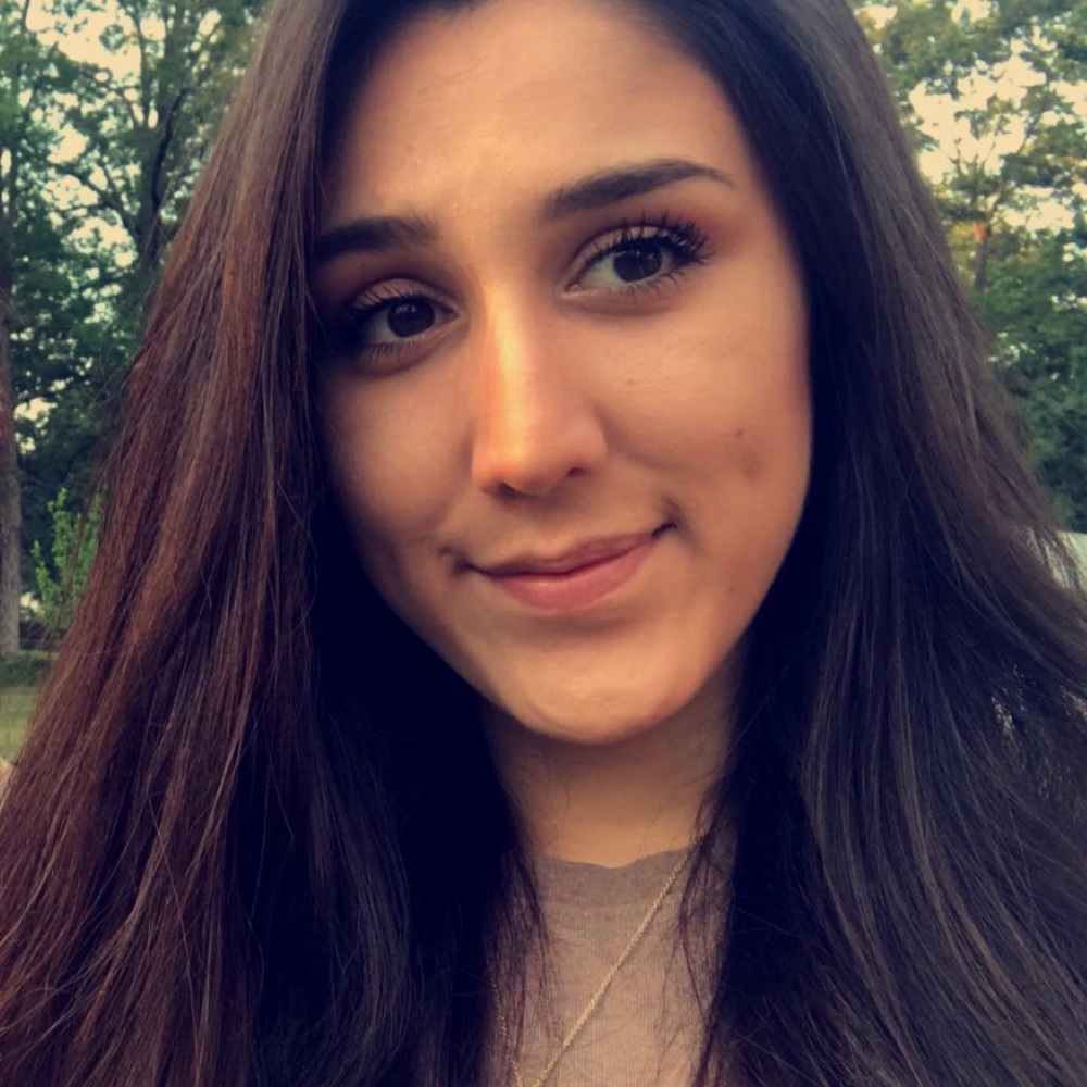 Meet your Posher, Ella